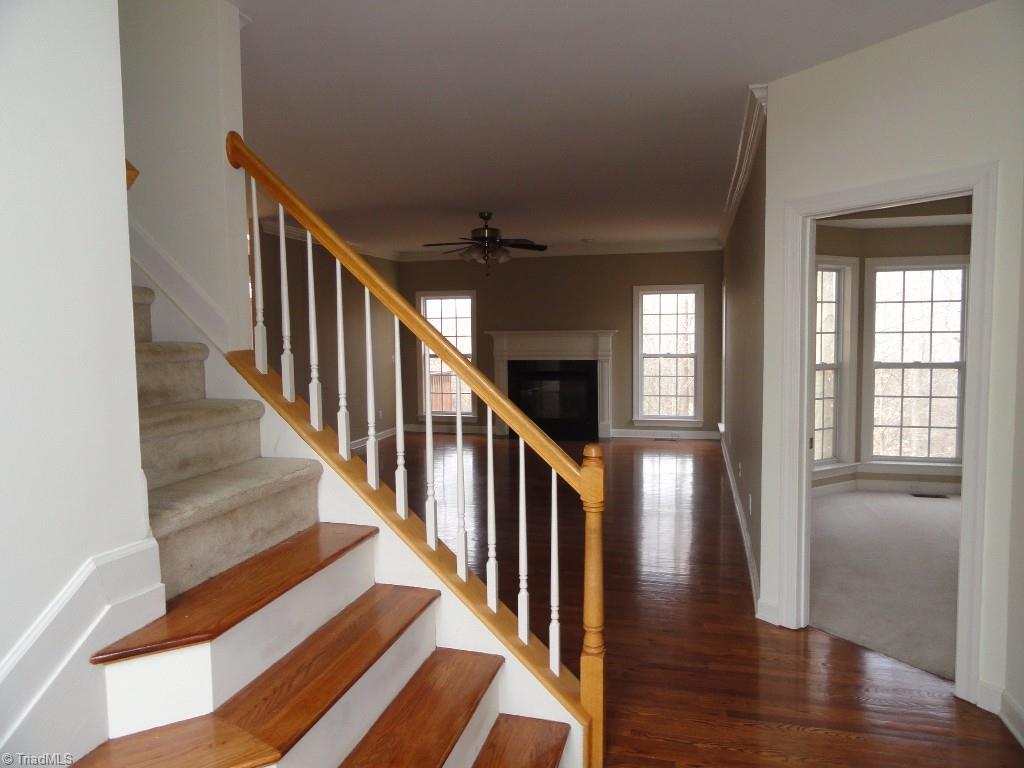 609 Blenheim Court Oak Ridge, NC 27310 - Photo 4 of 20