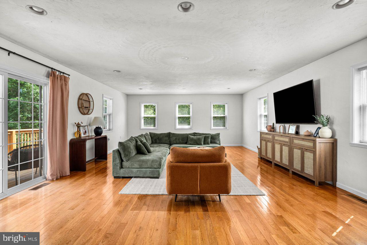 109 Schell Run Lane Tyrone, PA 16686 - Photo 11 of 30 Living Room