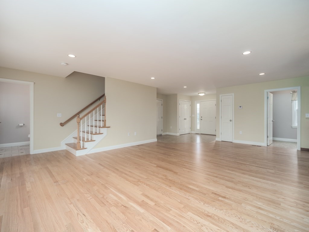 15 Spencer Street Methuen, MA 01844 - Photo 5 of 42