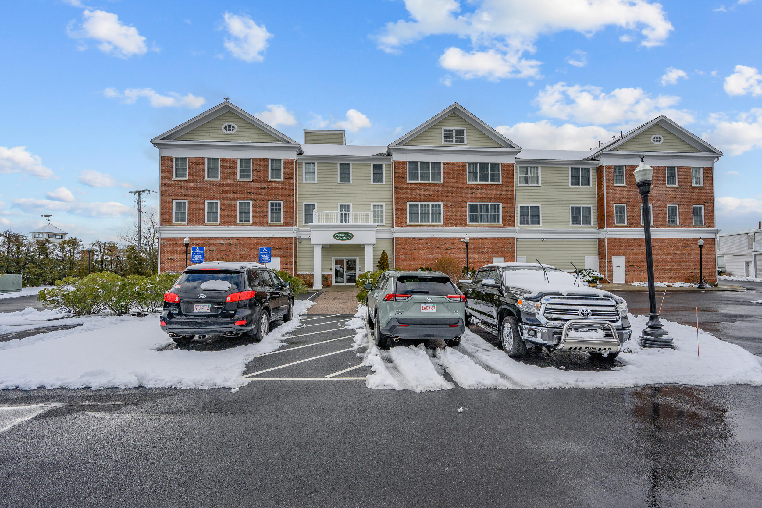 68 Center Street, Unit STE 13 Hyannis, MA 02601 - Photo 27 of 28 Front View