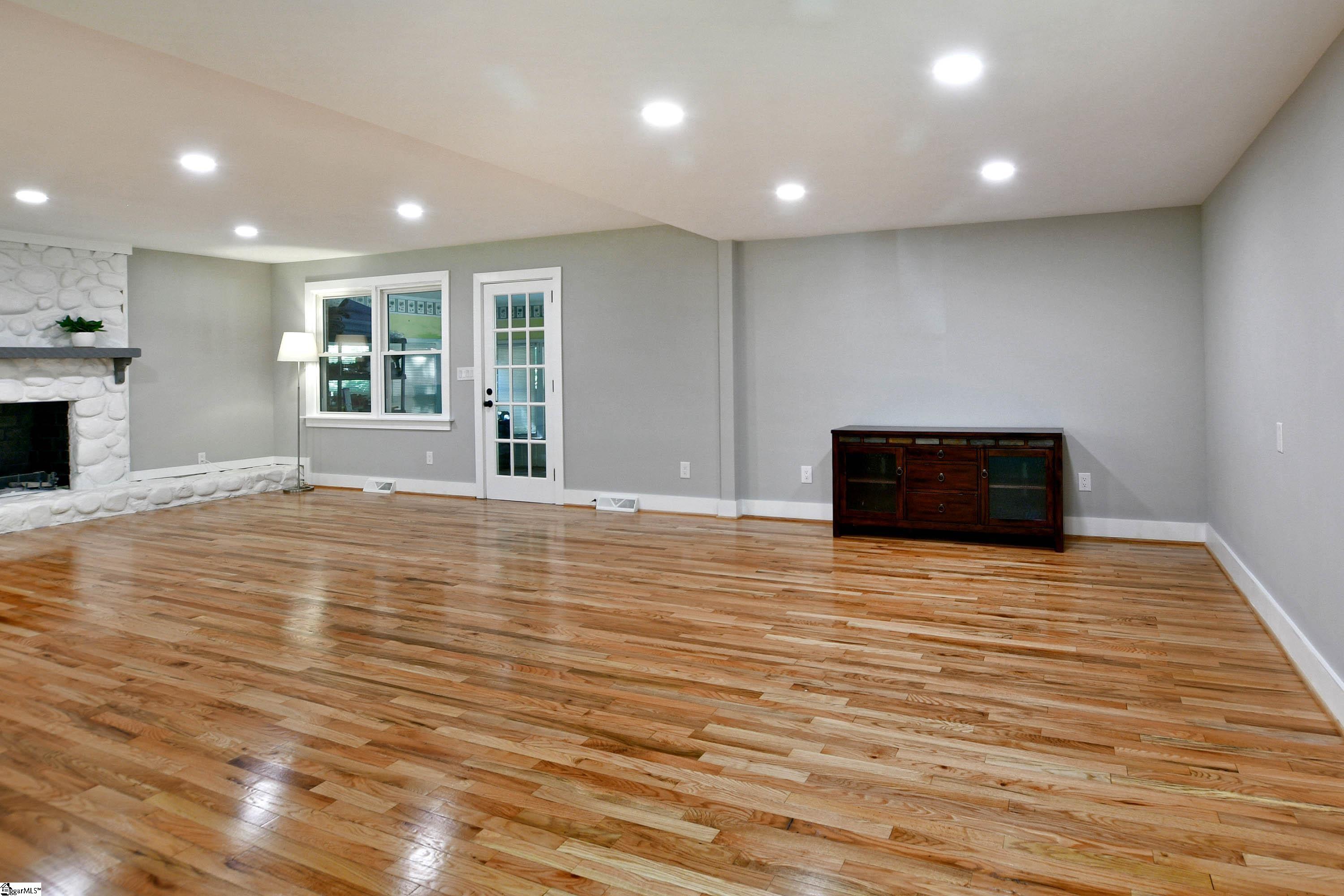 300 Ragsdale Road Greenville, SC 29611 - Photo 12 of 36 Gallery Image 12