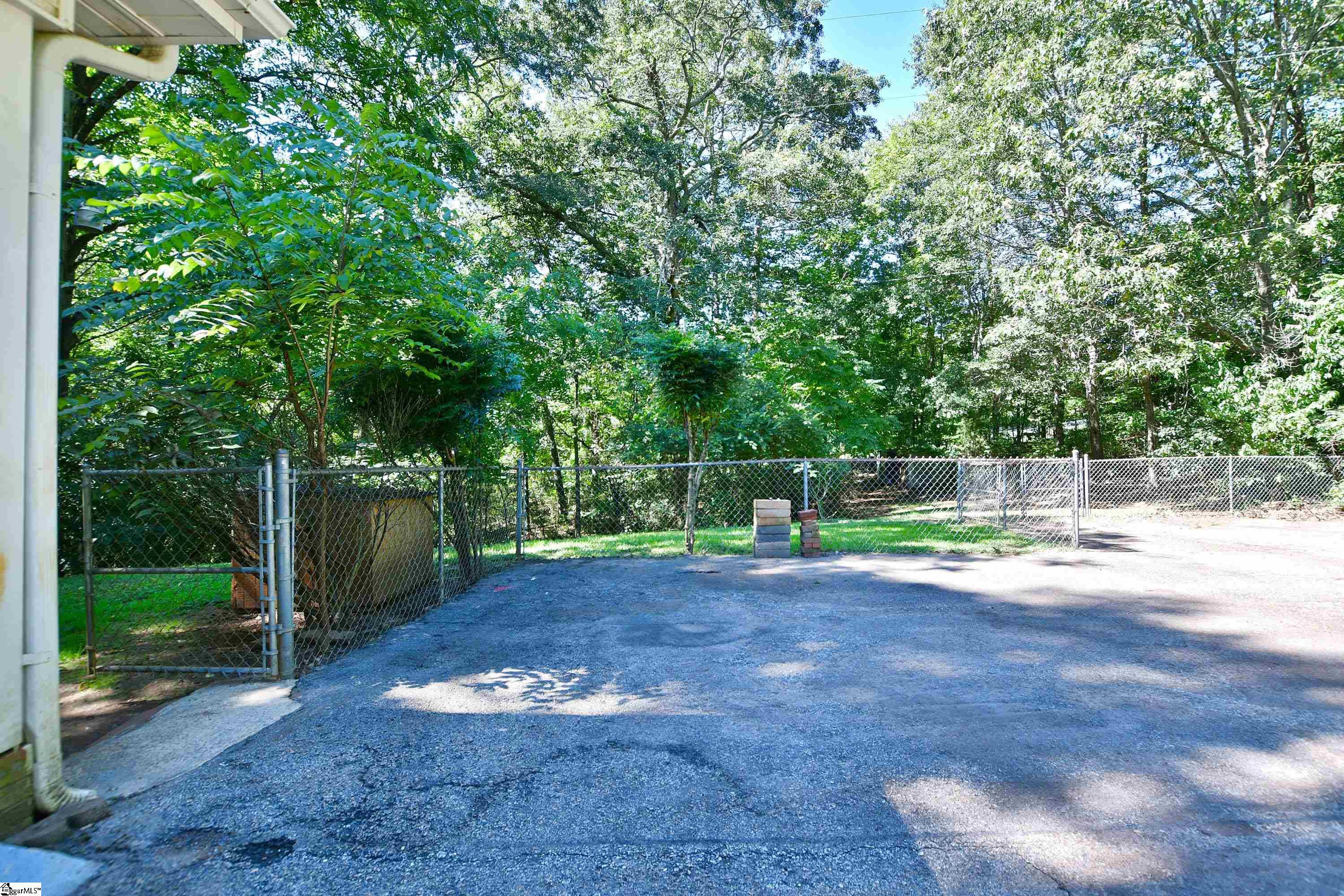 300 Ragsdale Road Greenville, SC 29611 - Photo 25 of 36 Gallery Image 25