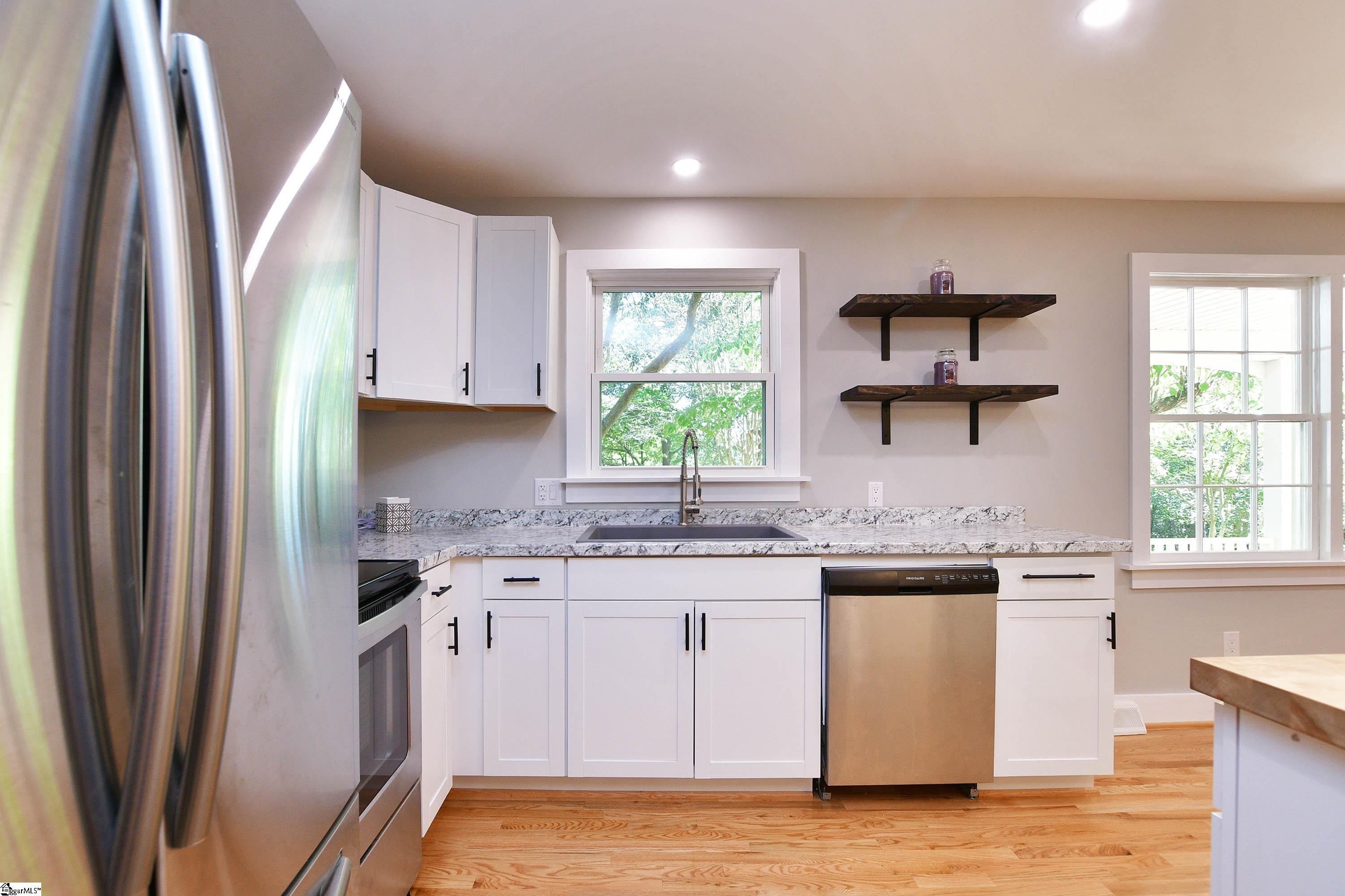 300 Ragsdale Road Greenville, SC 29611 - Photo 9 of 36 Gallery Image 9