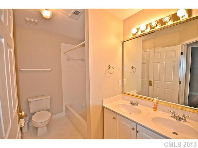 4015 Highview Road, Unit 53 Charlotte, NC 28210 - Photo 15 of 16 Gallery Image 15