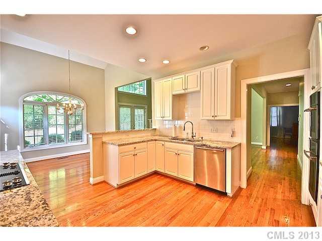 4015 Highview Road, Unit 53 Charlotte, NC 28210 - Photo 9 of 16 Gallery Image 9
