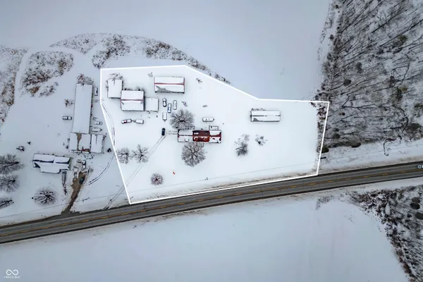 $215,000 | 7770 West Us Highway, North Vernon, IN 47265