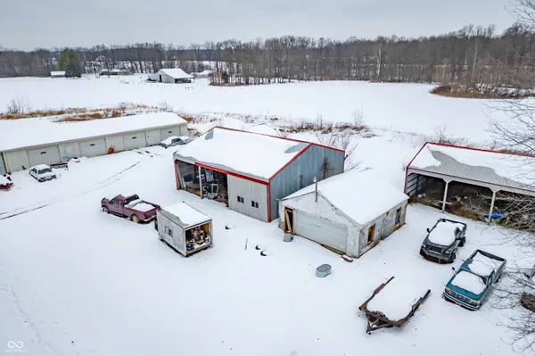 $215,000 | 7770 West Us Highway, North Vernon, IN 47265