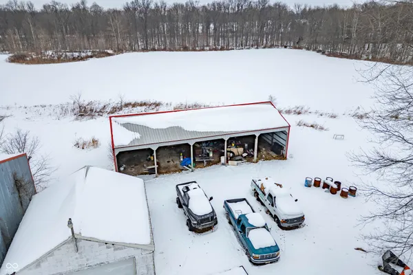 $215,000 | 7770 West Us Highway, North Vernon, IN 47265