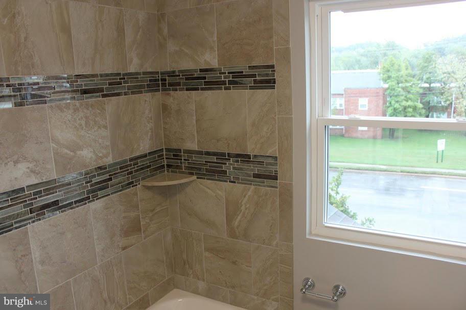 1220 East Cold Spring Lane Baltimore, MD 21239 - Photo 14 of 30 Interior (General)