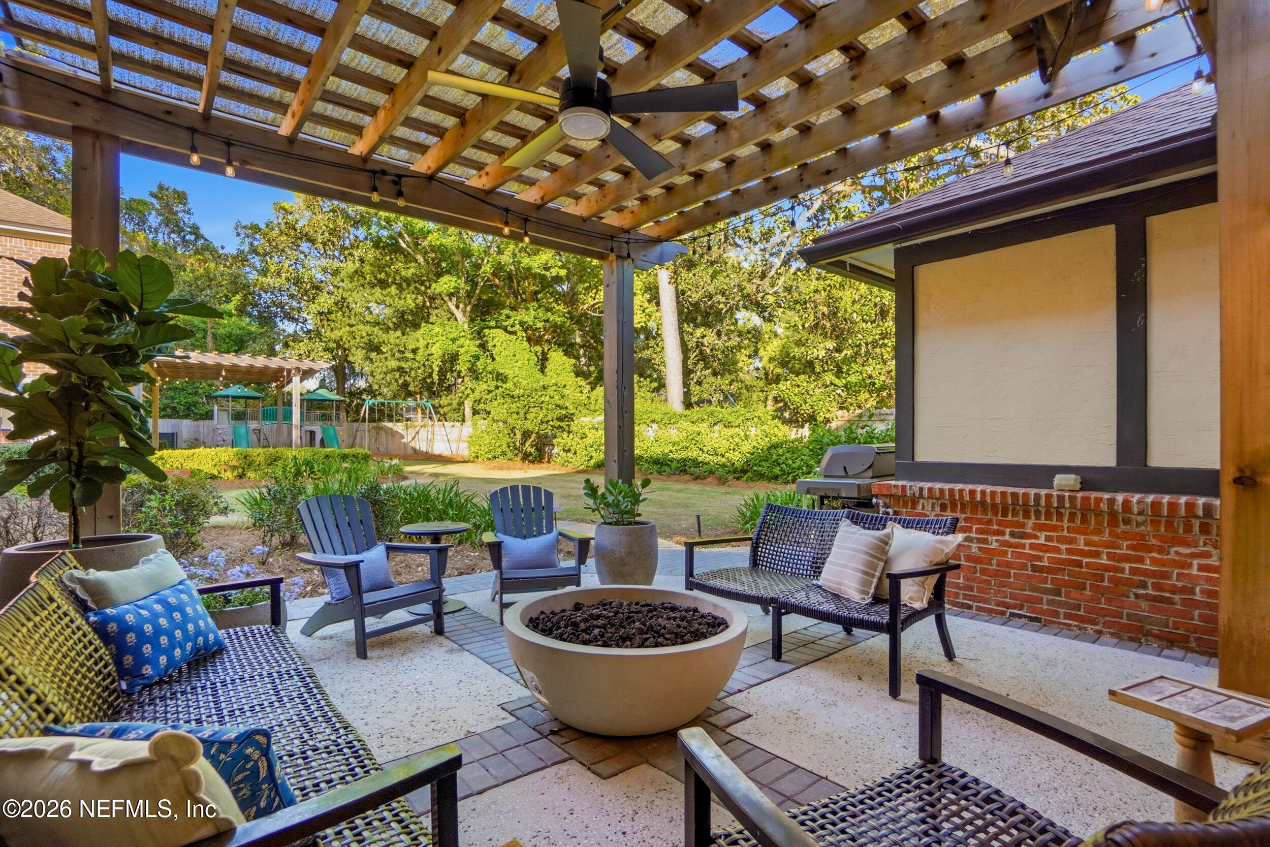 1003 Greenridge Road Jacksonville, FL 32207 - Photo 64 of 95 gorgeous yard