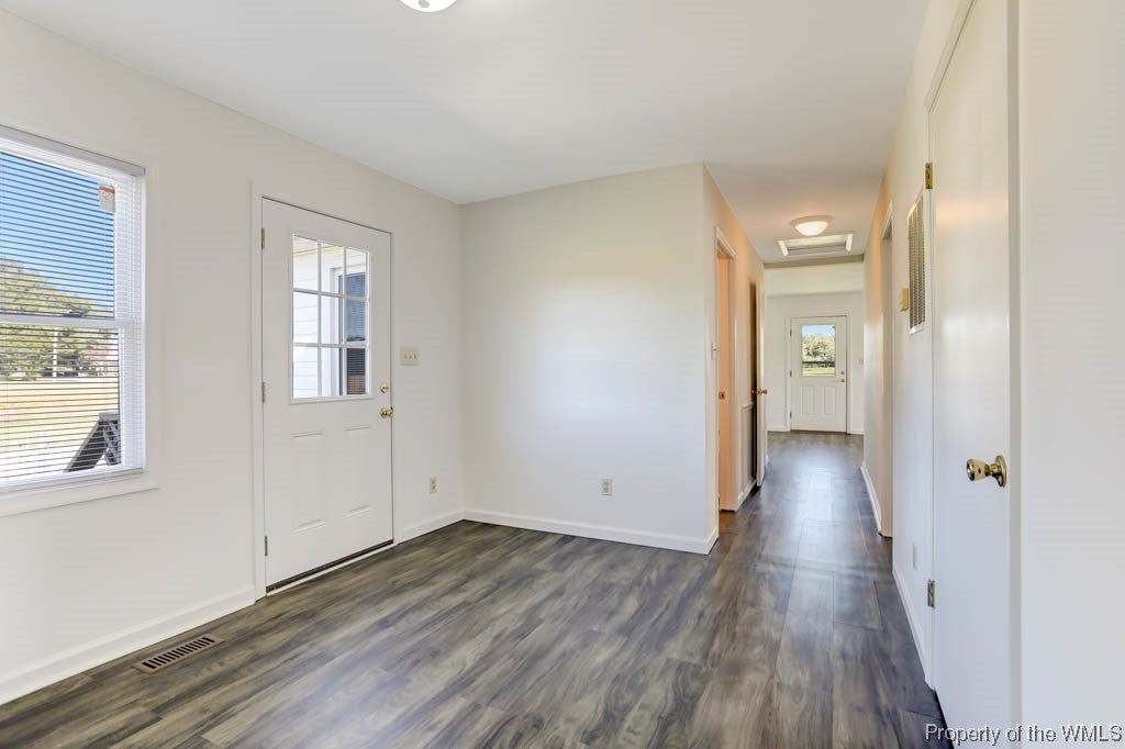 12115 Rolfe Highway Surry, VA 23883 - Photo 21 of 30 Gallery Image 21