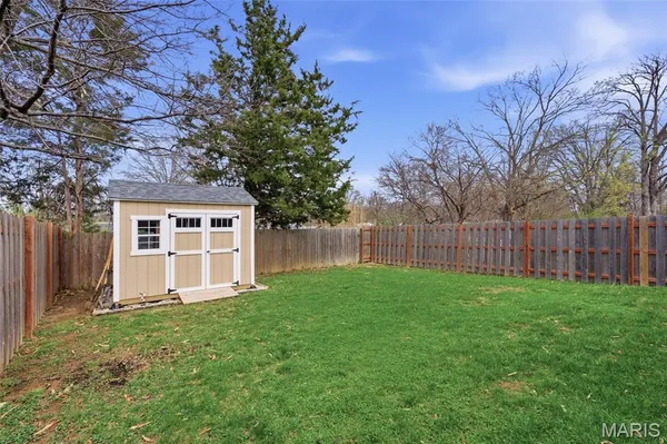 $569,900 | 239 Monica Drive, St. Louis, MO 63127