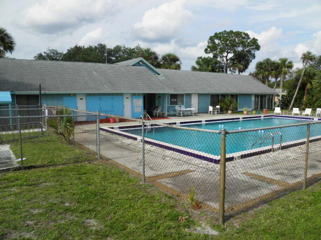 233 Southwest Cherryhill Road Port St. Lucie, FL 34953 - Photo 18 of 21 Clubhouse at Windmill Point (rear)