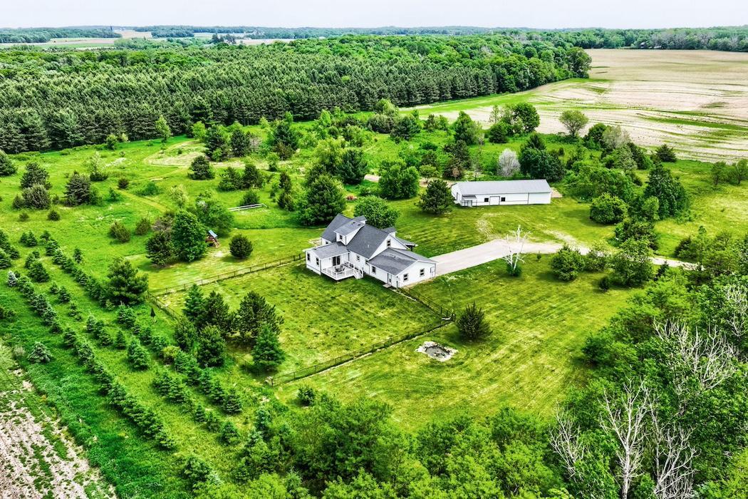 706 County Rd H New Richmond, WI 54017 - Photo 54 of 57