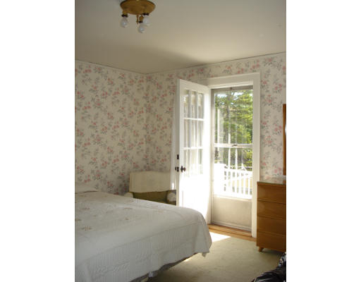 29 Wetherbee Road Waltham, MA 02453 - Photo 11 of 18