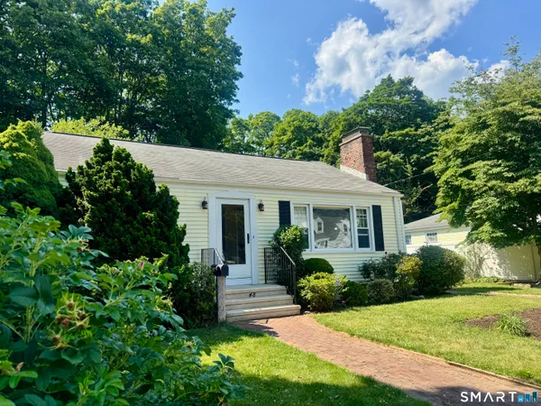 $389,000 | 48 Home Place, Branford, CT 06405