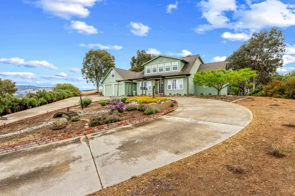 $1,980,000 | 10230 Whiskey Hill Lane, Gilroy, CA 95020
