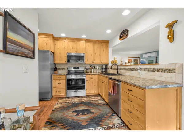$385,000 | 68653 East Bowmans Circle, Welches, OR 97067