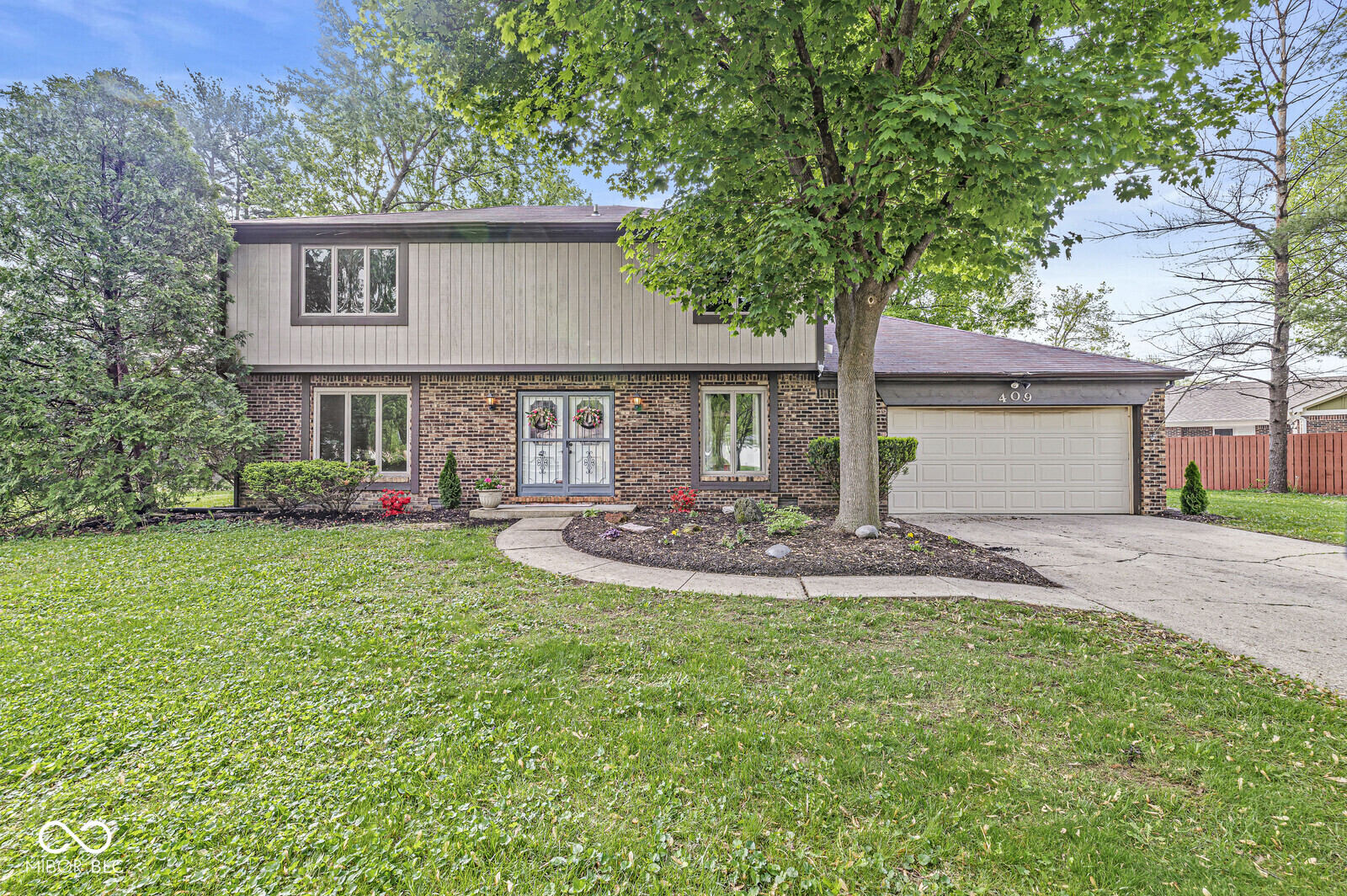 409 Lansdowne Road Indianapolis, IN 46234 - Photo 1 of 35 Gallery Image 1