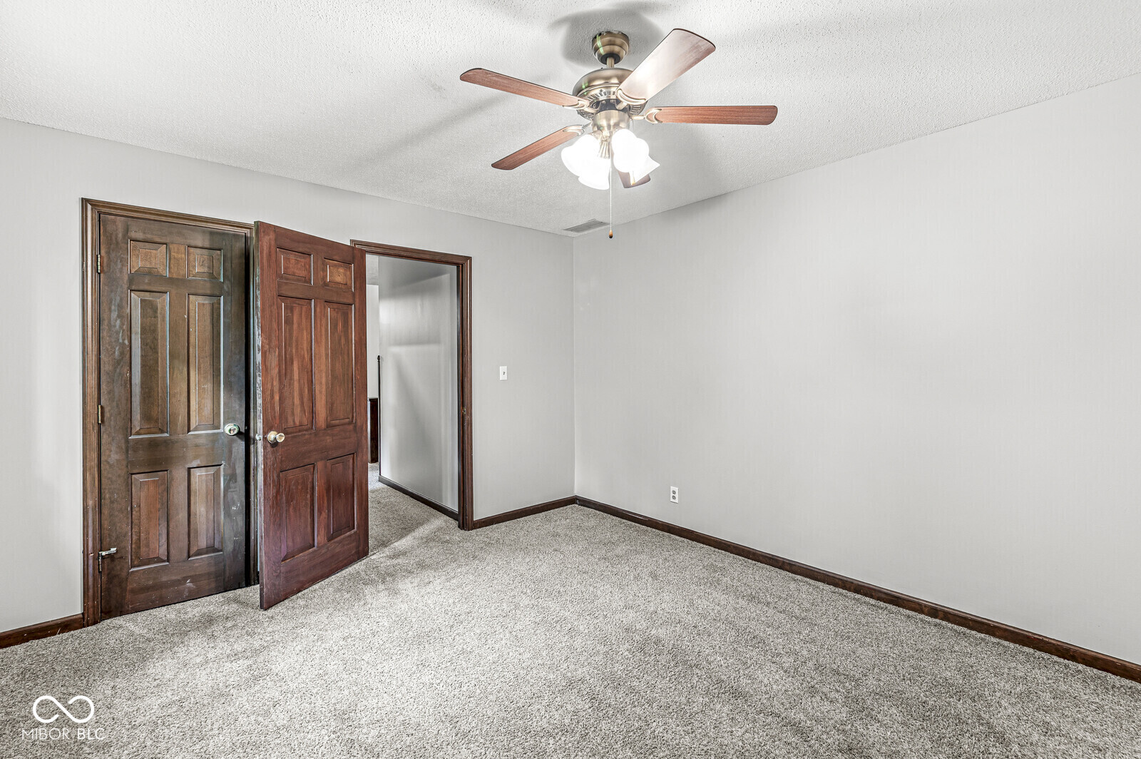409 Lansdowne Road Indianapolis, IN 46234 - Photo 24 of 35 Gallery Image 24