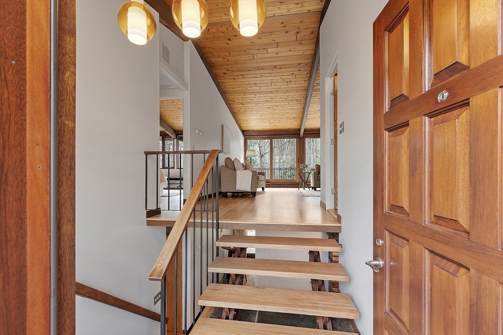 228 Heald Road Carlisle, MA 01741 - Photo 3 of 27 Gallery Image 3