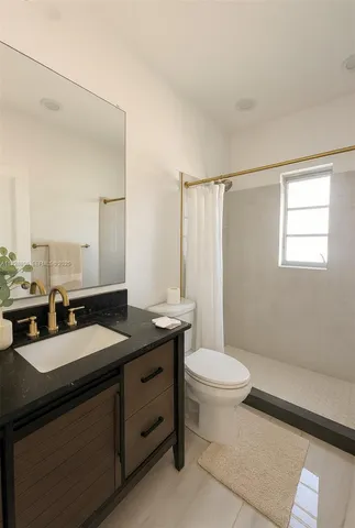 $3,200 | 1836 Northwest 33rd Street, Miami, FL 33142