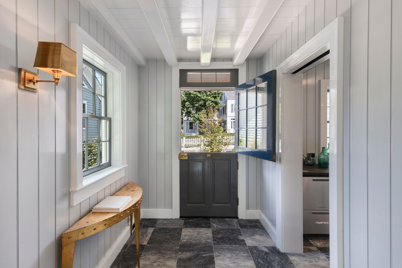 43 Howard Street Sag Harbor, NY 11963 - Photo 16 of 31