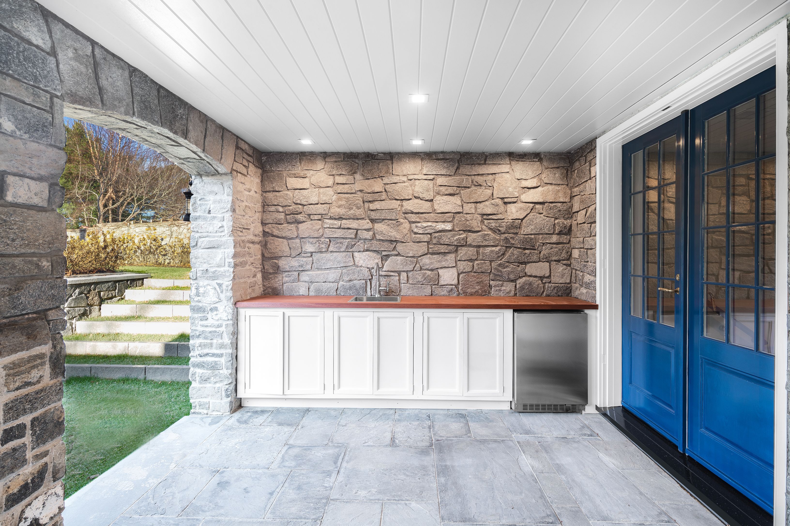43 Howard Street Sag Harbor, NY 11963 - Photo 29 of 31 a view of an empty room with a window