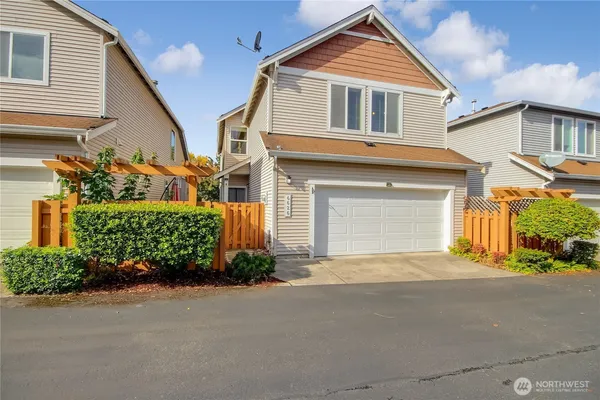 $598,000 | 6626 Francis Avenue Southeast, Auburn, WA 98092