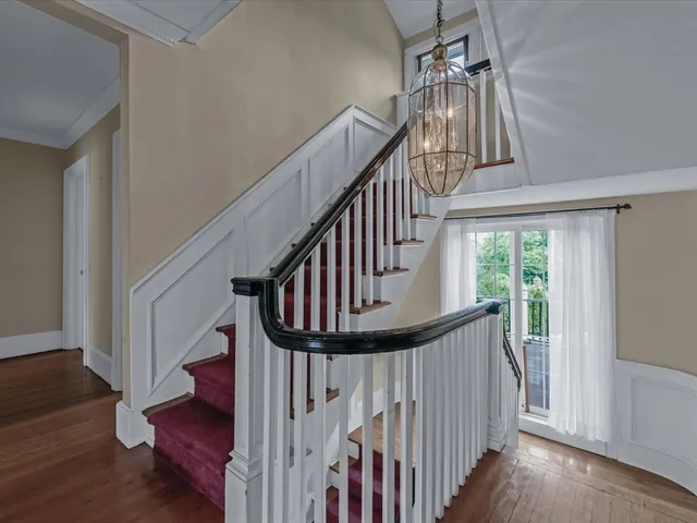 $1,650,000 | 44 Arbor Place, Glen Cove, NY 11542