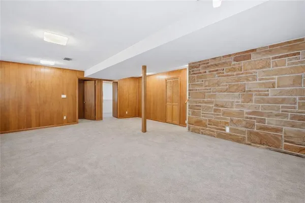 $285,000 | 622 Woodland Drive, Pulaski, PA 16143