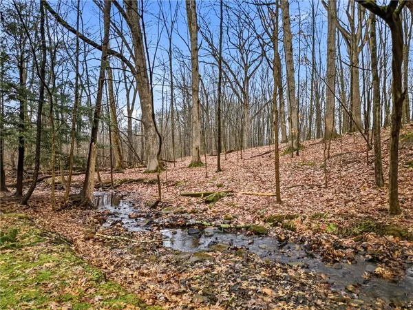 $285,000 | 622 Woodland Drive, Pulaski, PA 16143