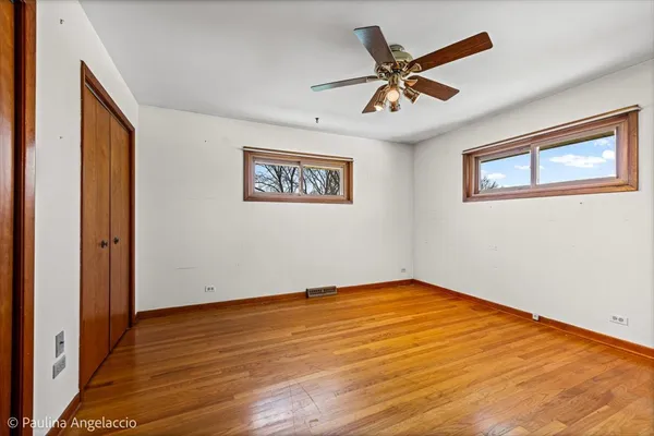 $485,000 | 1454 Dayton Place, Des Plaines, IL 60018