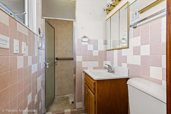 $485,000 | 1454 Dayton Place, Des Plaines, IL 60018