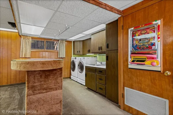 $485,000 | 1454 Dayton Place, Des Plaines, IL 60018