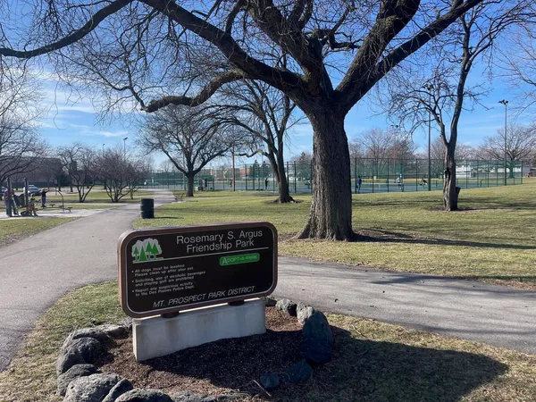 $485,000 | 1454 Dayton Place, Des Plaines, IL 60018