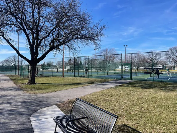 $485,000 | 1454 Dayton Place, Des Plaines, IL 60018