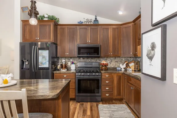 $400,000 | 475 Coronado Circle, Onalaska, WI 54650