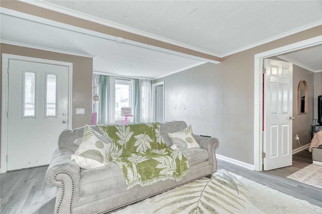 133 Wilder Terrace Rochester, NY 14612 - Photo 35 of 50 Down Unit Entry & Living Room