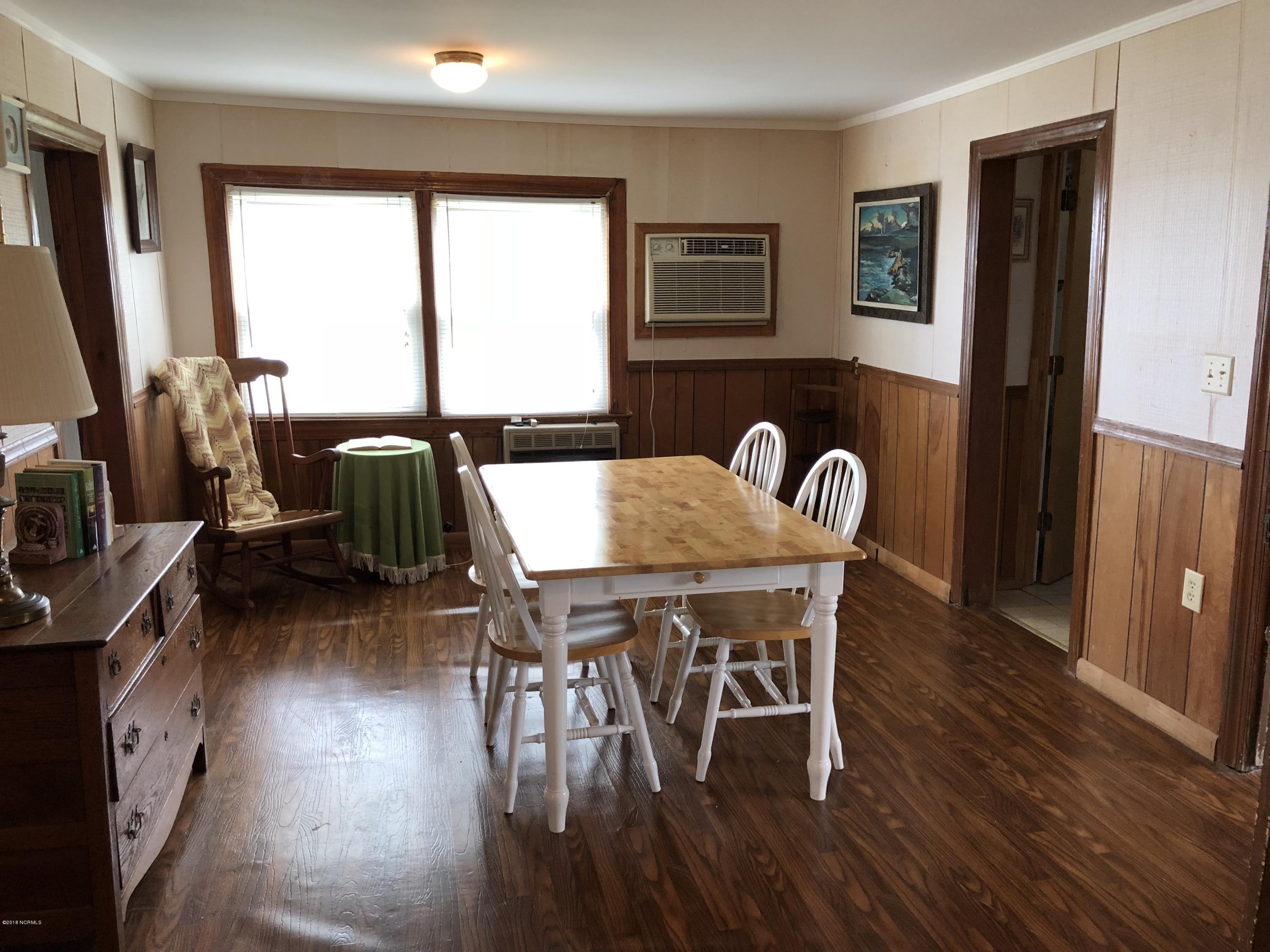 3239 Hickory Point Road Aurora, NC 27806 - Photo 10 of 24 IMG_0500