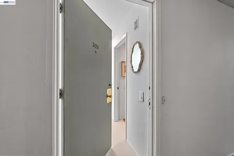 $185,000 | 811 York Street, Unit 326, Oakland, CA 94610