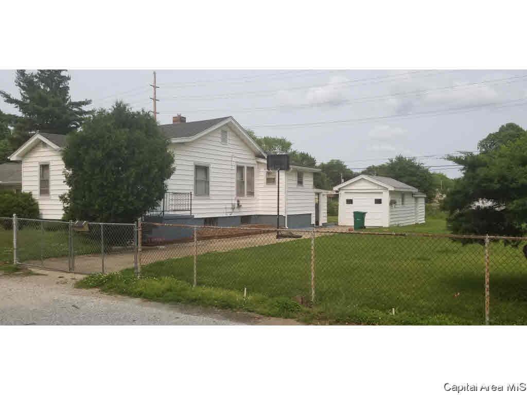 828 North Stephens Avenue Springfield, IL 62702 - Photo 1 of 1