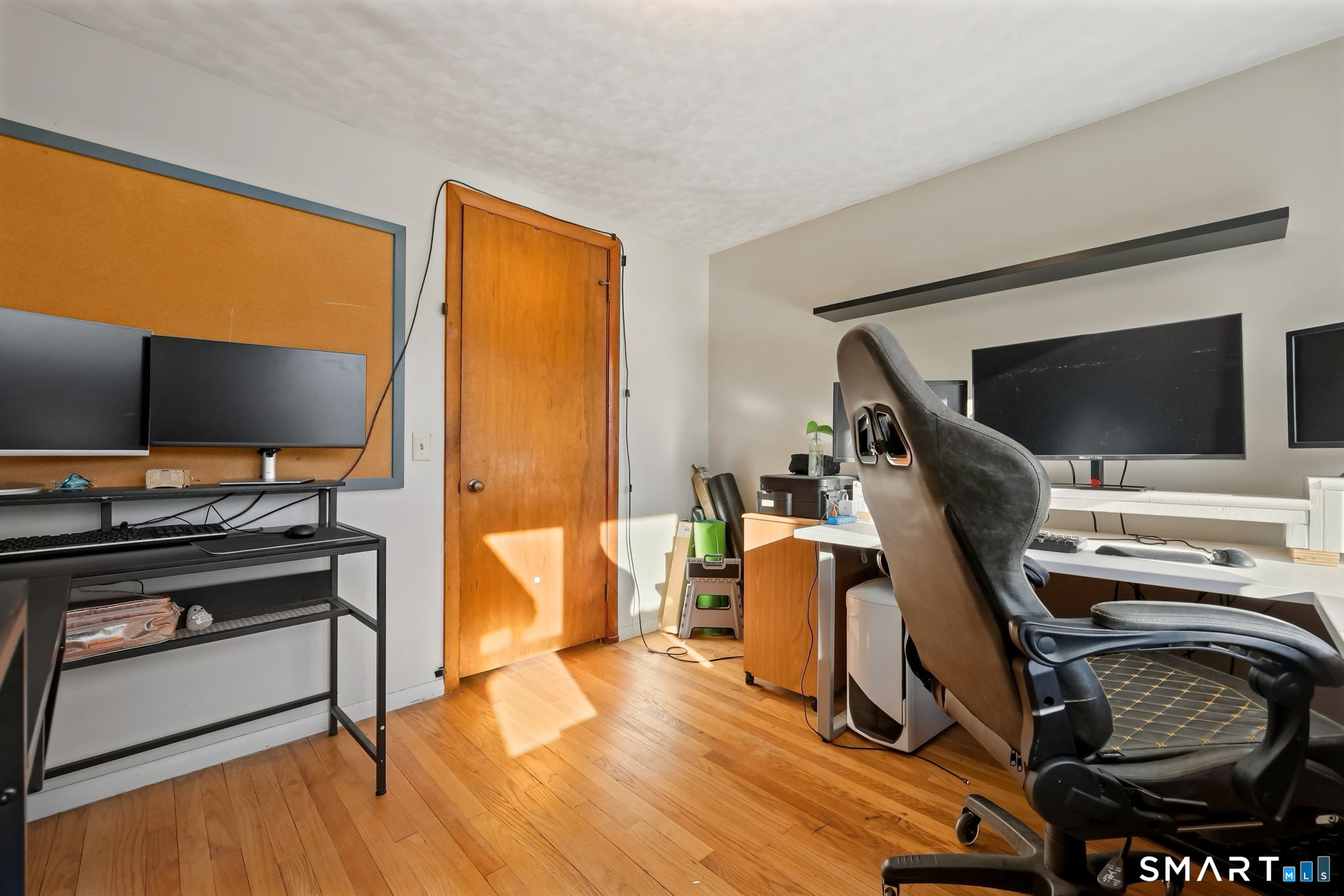 34 Perry Avenue Norwich, CT 06360 - Photo 21 of 31