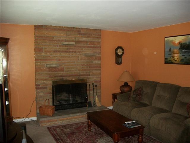 232 Isabelle Road Newark, OH 43055 - Photo 3 of 13 Gallery Image 3