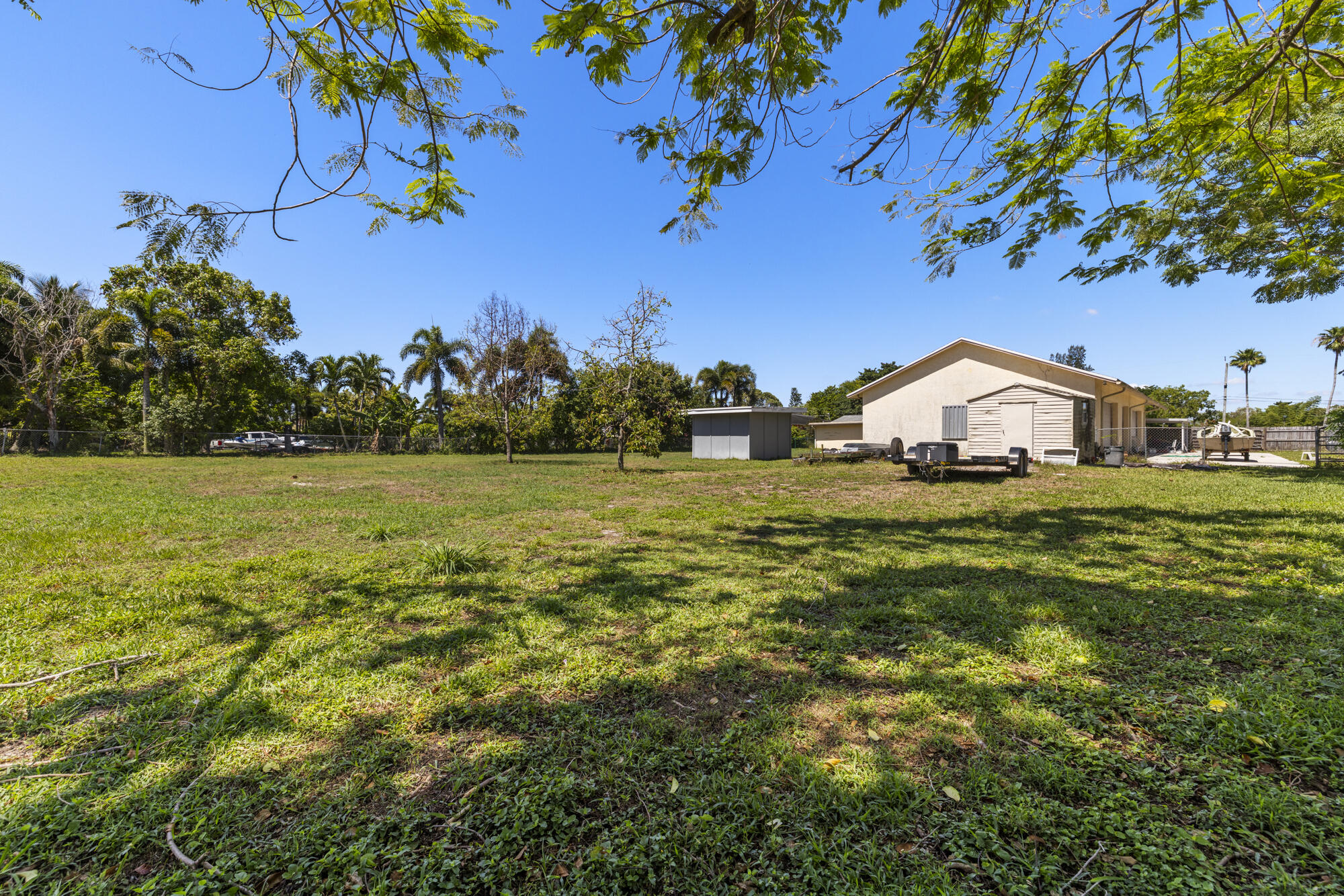 4838 Coconut Road Lake Worth, FL 33461 - Photo 36 of 42 Rear of Property