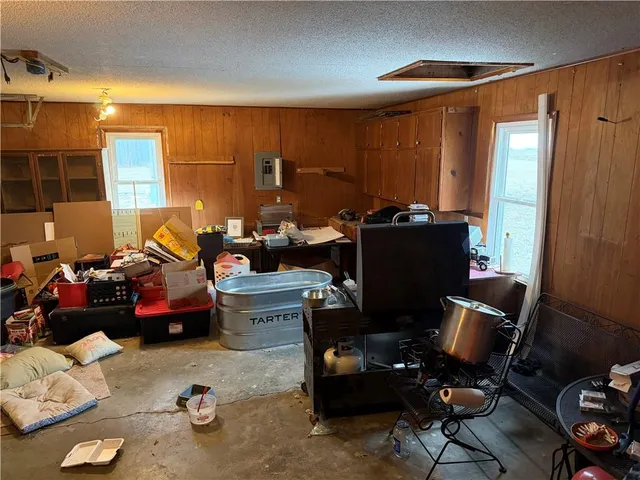 $210,000 | 8746 Southwest County Road 4007, Unit RURAL, Rich Hill, MO 64779