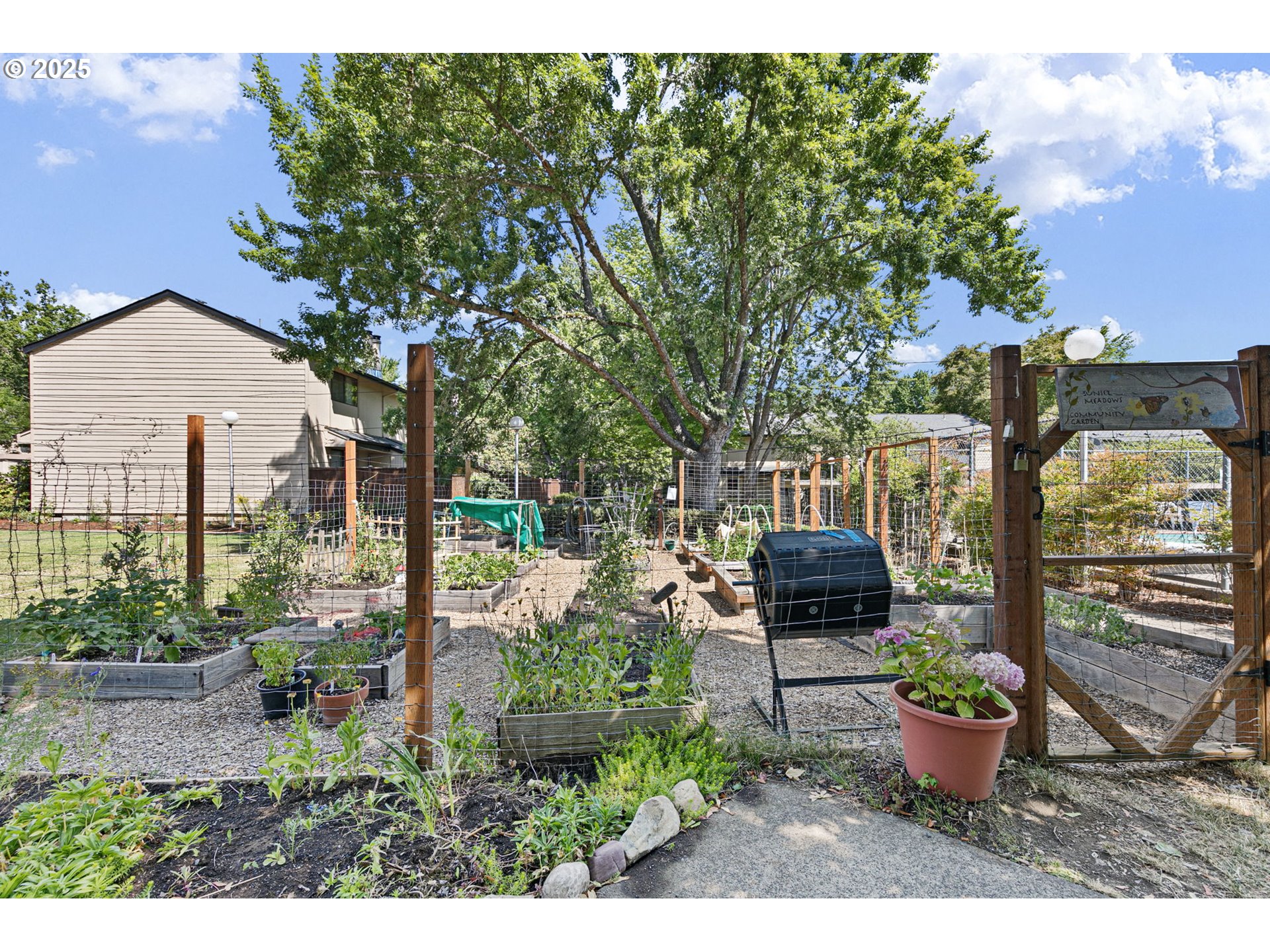 1623 Oak Patch Road Eugene, OR 97402 - Photo 40 of 48 Gallery Image 40