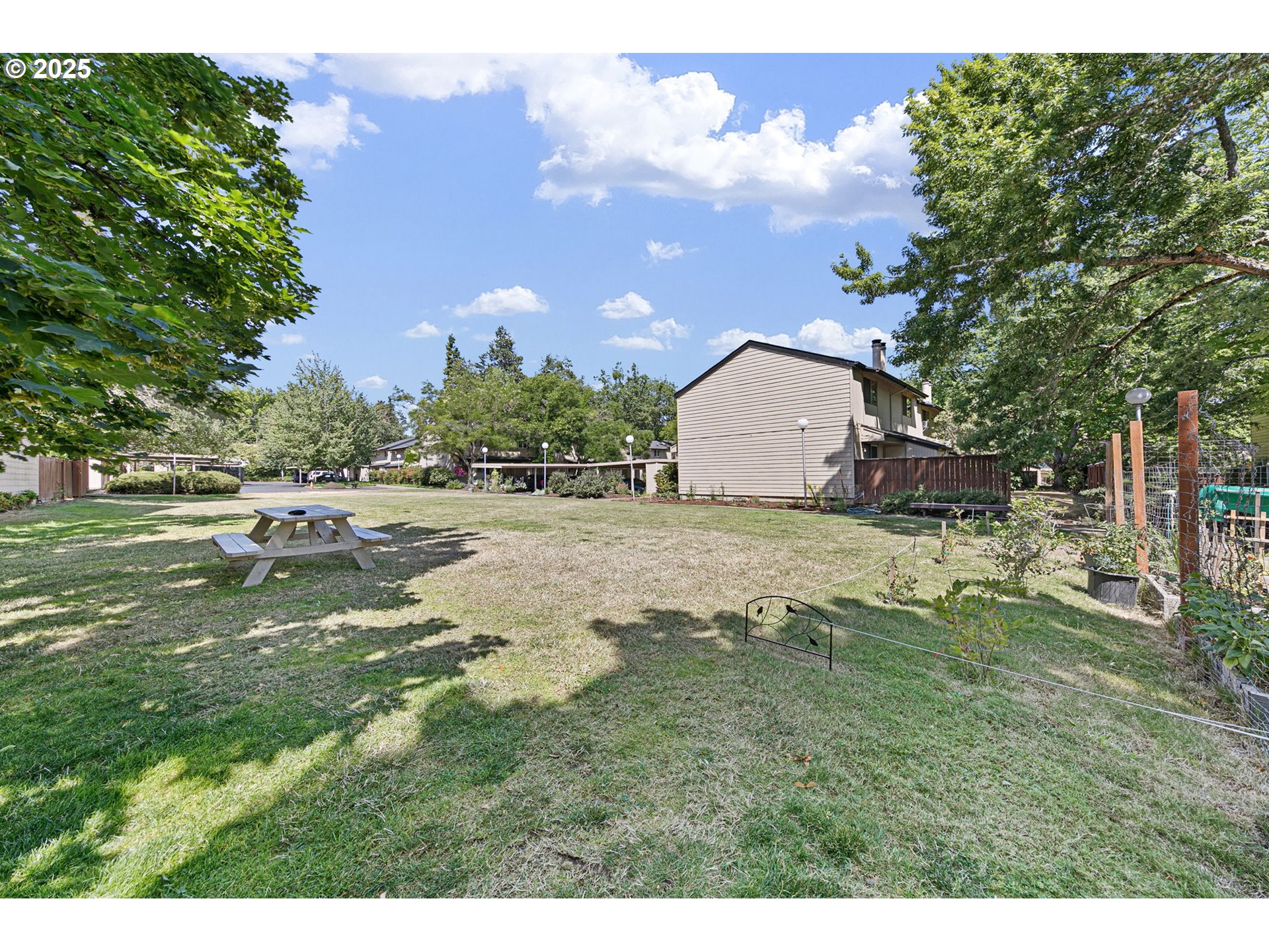 1623 Oak Patch Road Eugene, OR 97402 - Photo 42 of 48 Gallery Image 42