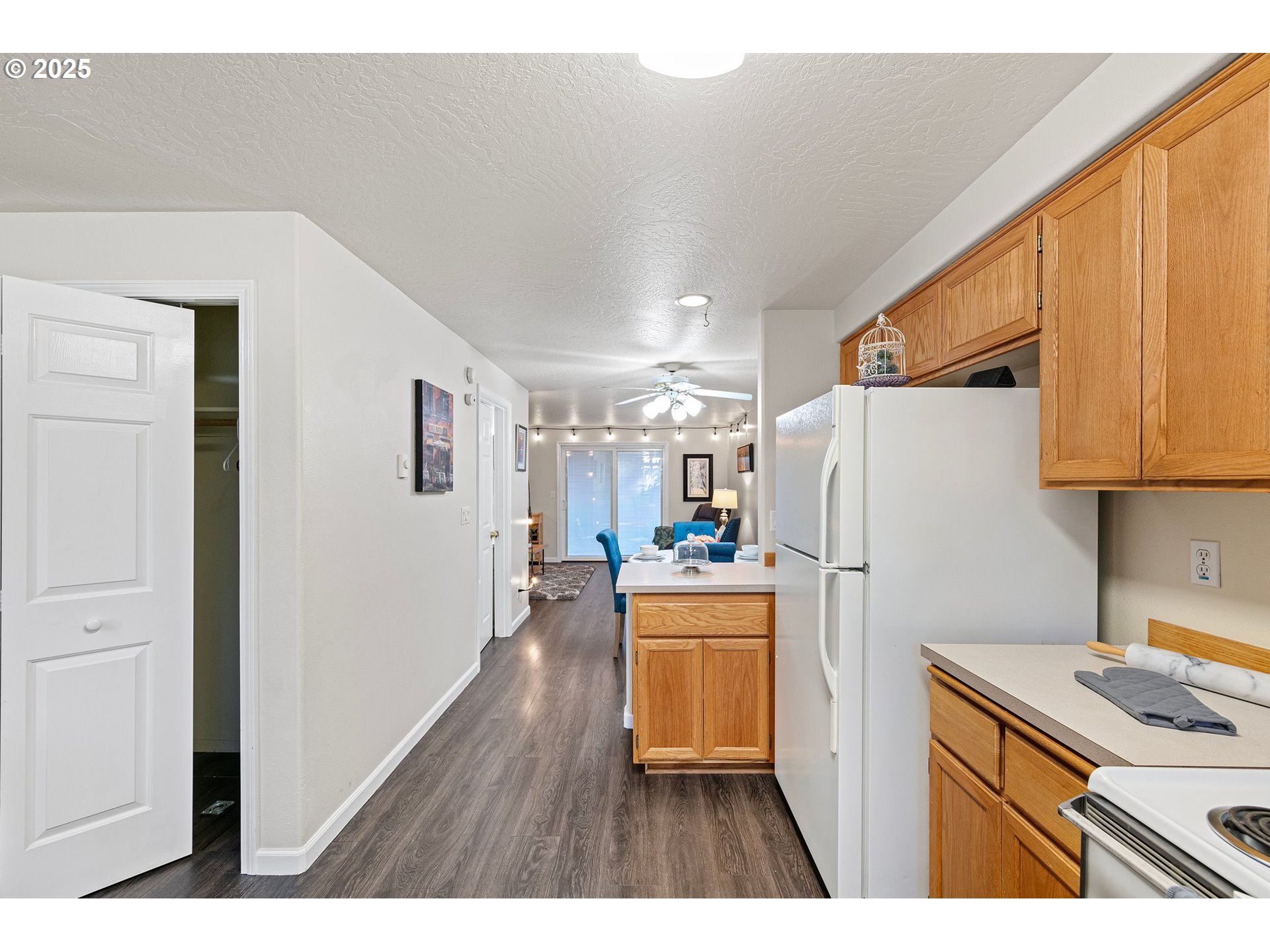 1623 Oak Patch Road Eugene, OR 97402 - Photo 10 of 48 Gallery Image 10