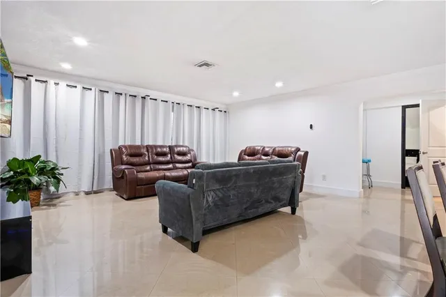 $8,500 | 19340 Northeast 19th Avenue, North Miami Beach, FL 33179